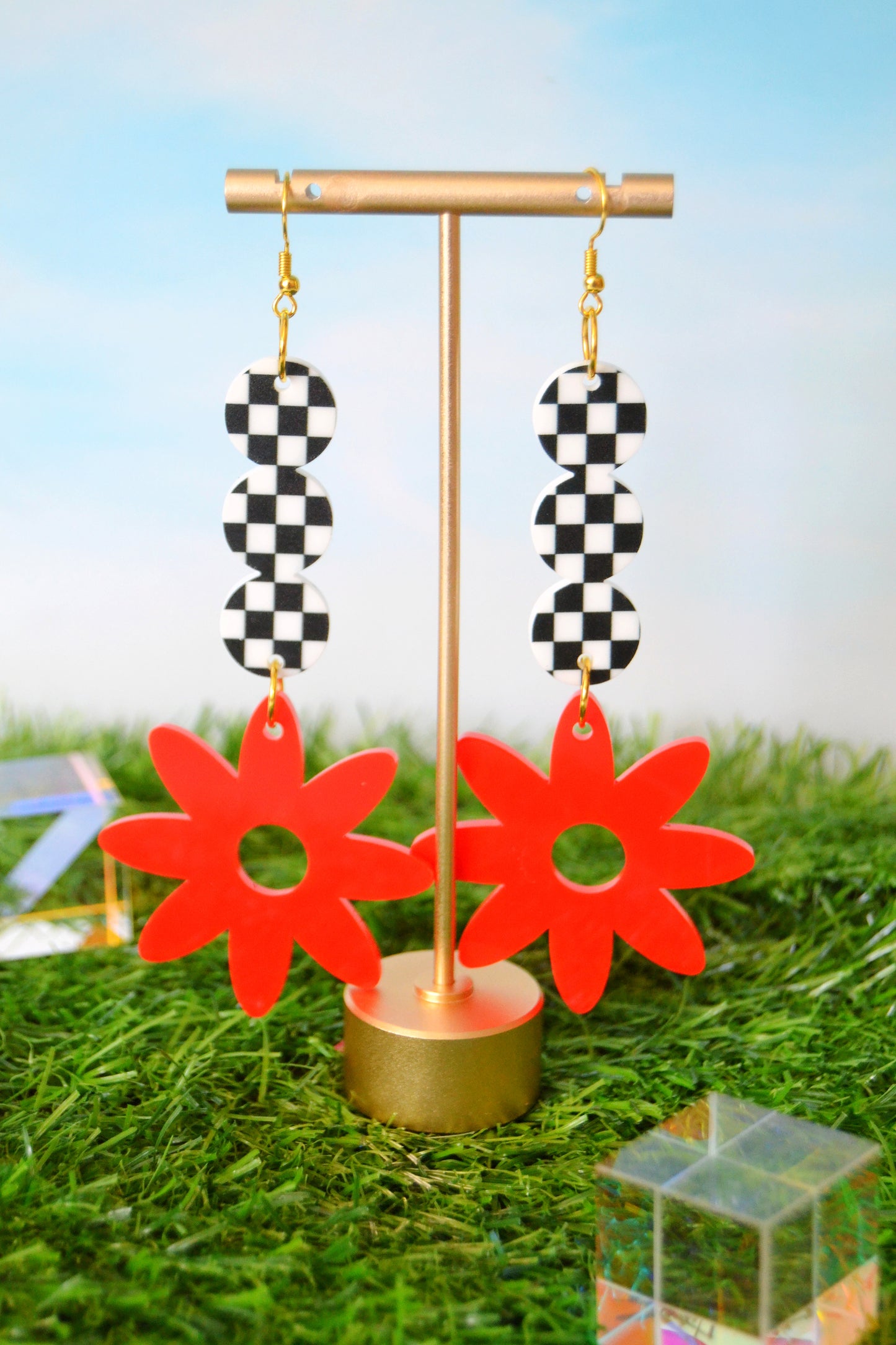 Bubble Daisy Drop Earrings in Red