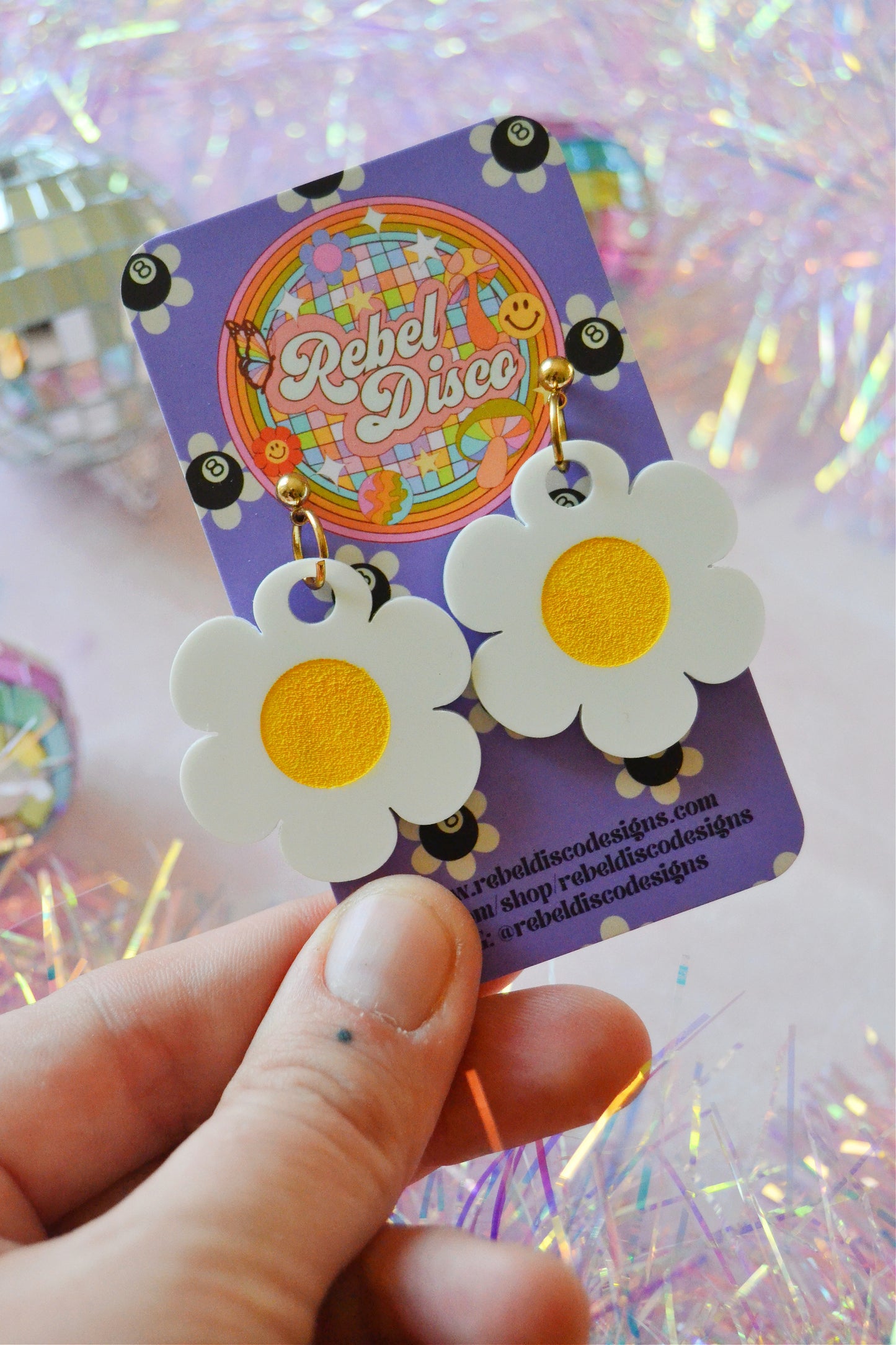 Mini Daisy Earrings