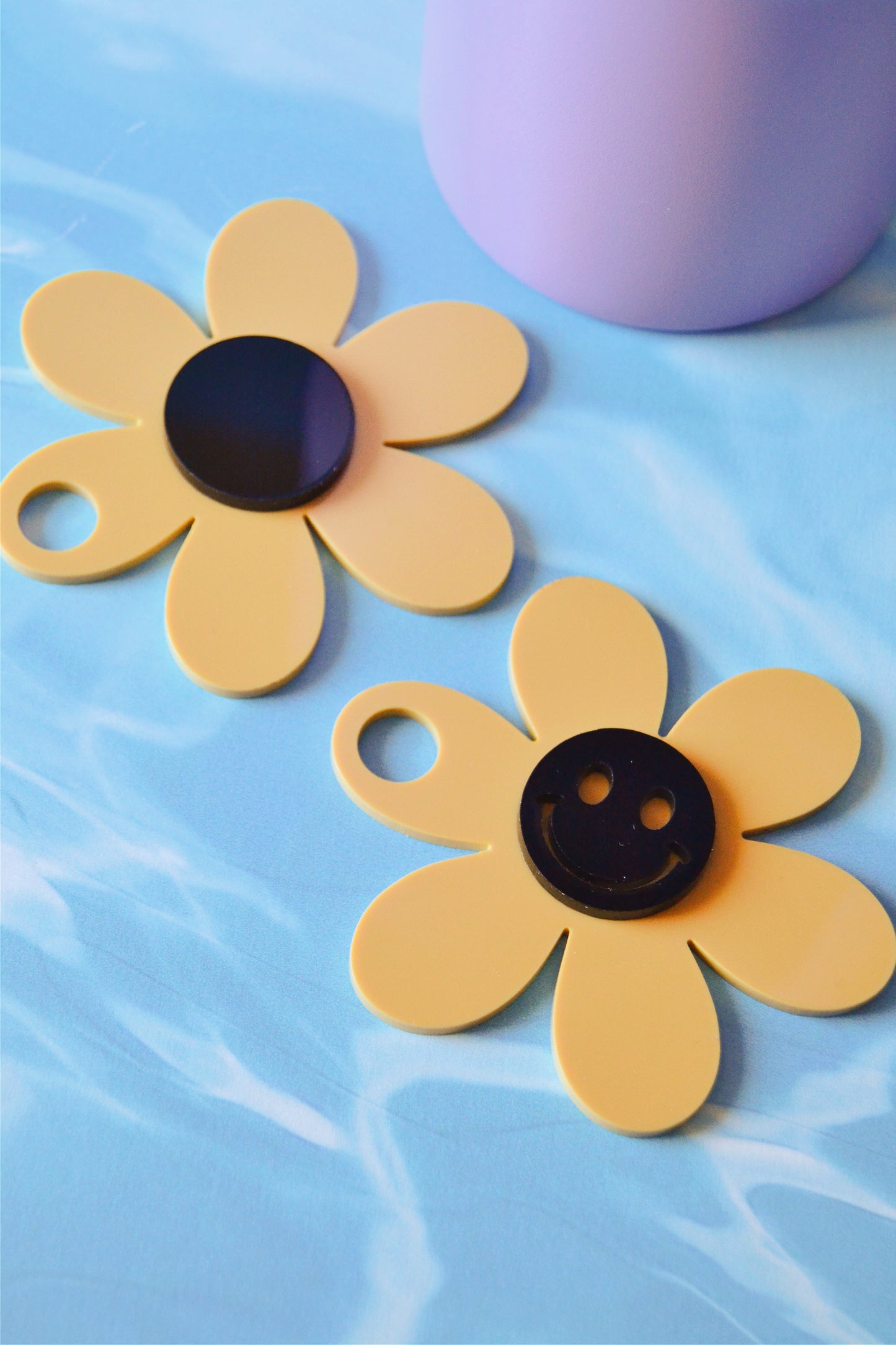 Daisy Smiley Tumbler Topper (MORE COLORS!)