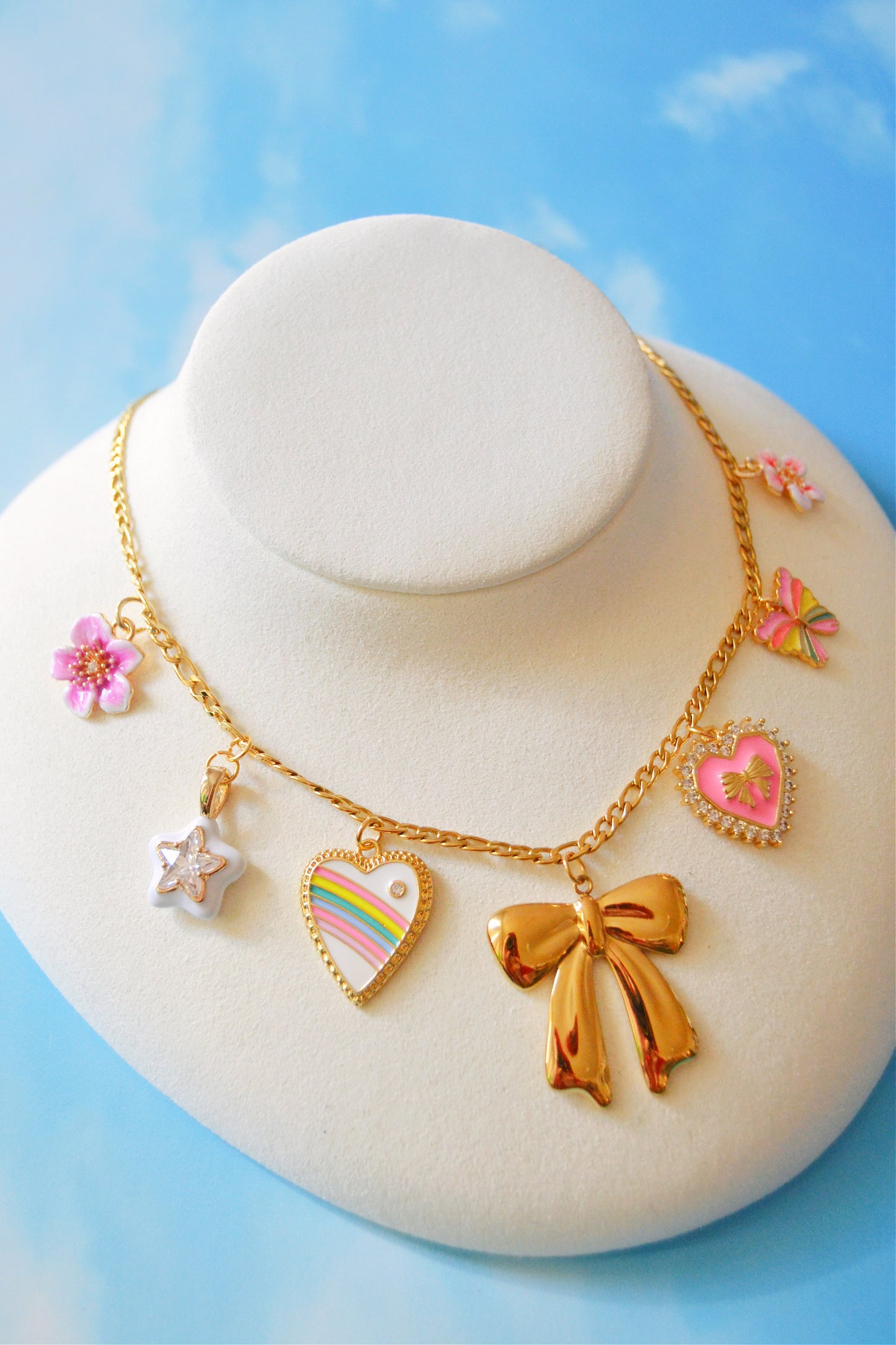 The Bowdacious Necklace