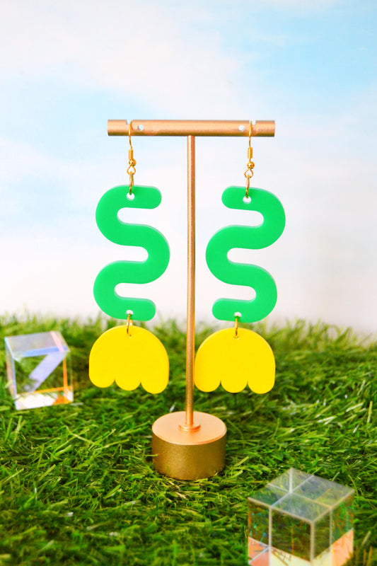 Groovy Tulip Earrings in Yellow