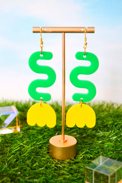 Groovy Tulip Earrings in Yellow