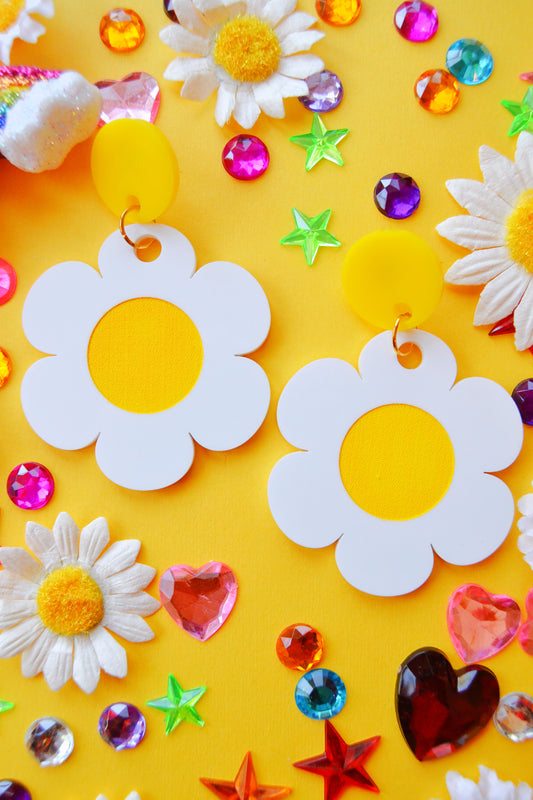 Jumbo Daisy Earrings