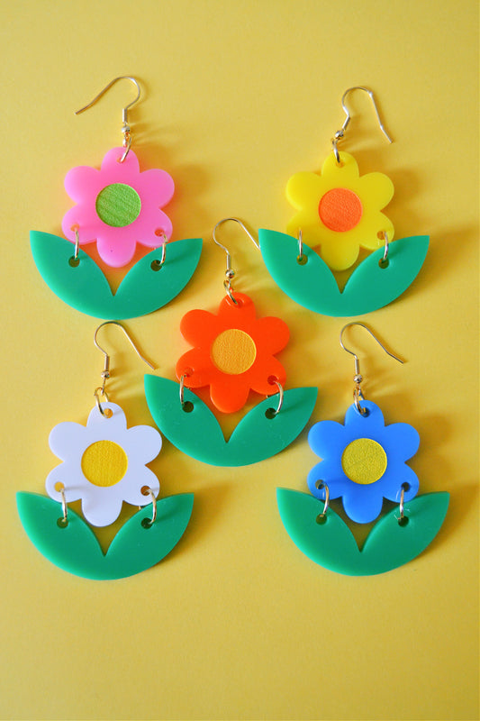 Freshly Picked Daisy Earrings