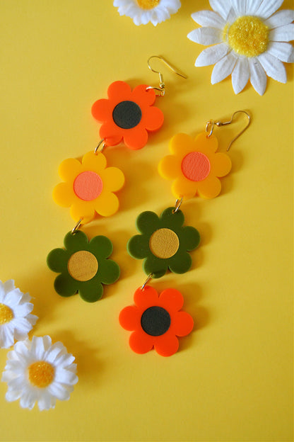 70s Mismatched Daisy Earrings