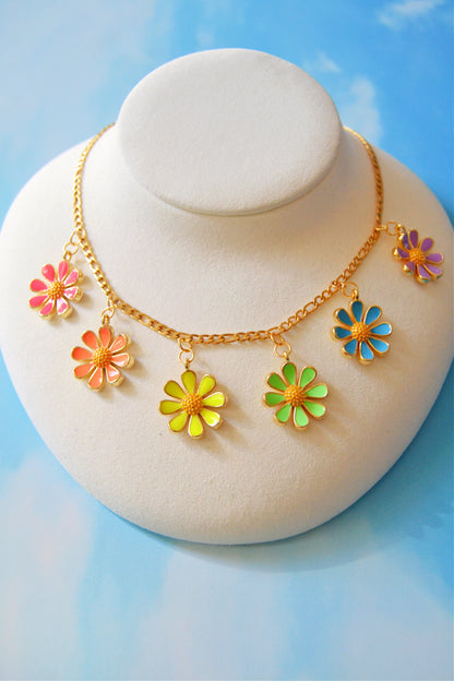 The Flower Power Necklace