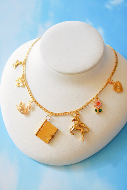 The Romantasy Necklace