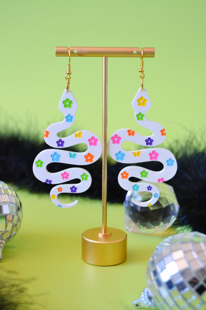 Floral Daisy Snake Earrings