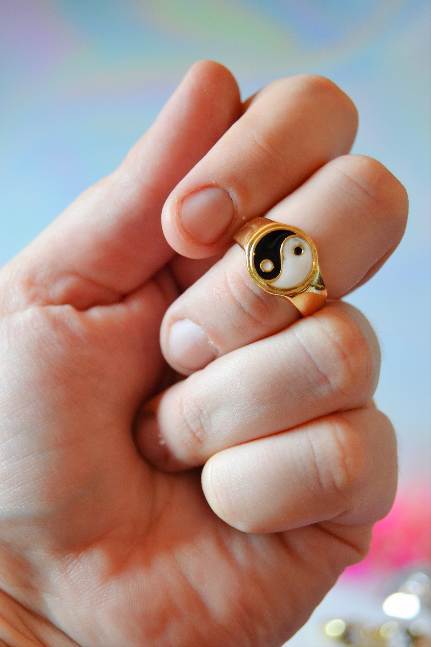 Yin Yang Signet Trendy Ring